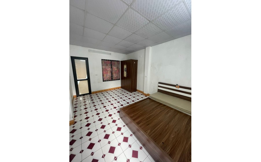 CHO THUÊ NHÀ NGÕ GÓC ĐỀ, HAI BÀ TRƯNG, 42M2,  3 TẦNG, 3N, 3WC, 12 TRIỆU (CÓ TL)